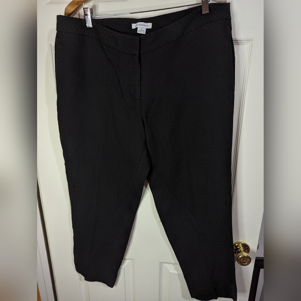 Liz Claiborne black textured pants size 16